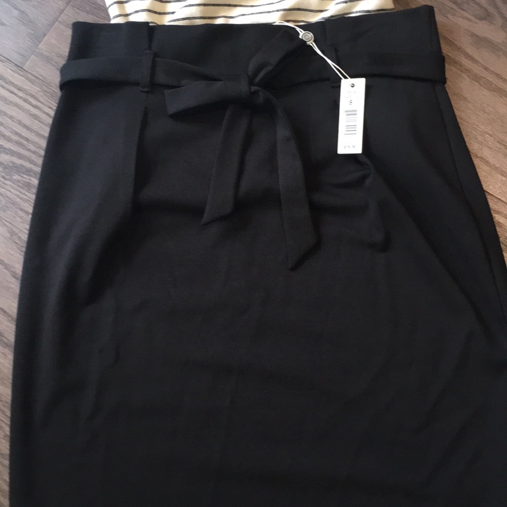 NWT!  Slim Pencil Skirt